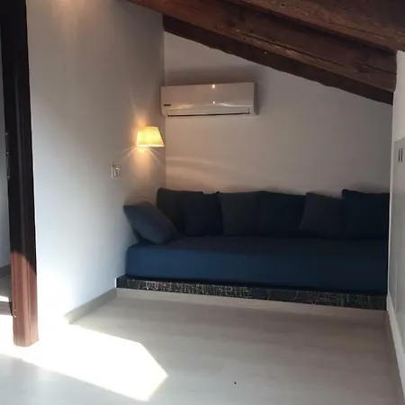 Barolo Apartments Semesterbostad *