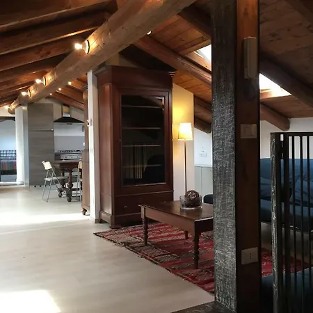 Barolo Apartments *
