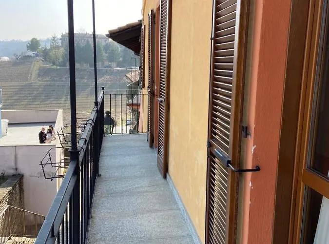 Barolo Apartments Hébergement de vacances *
